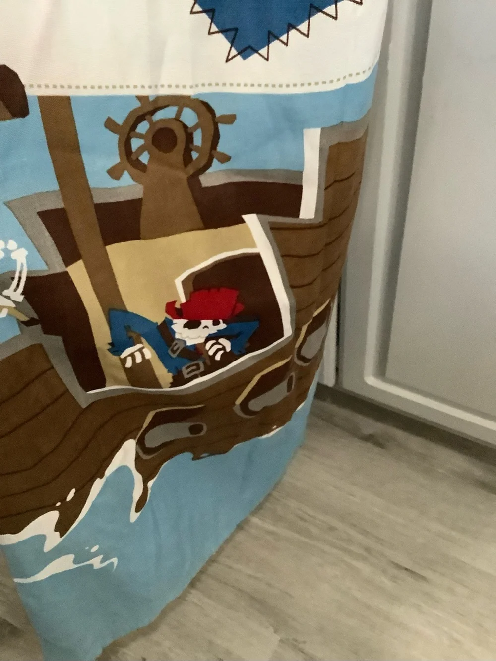 Circo pirate ship
